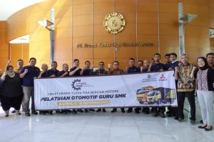 KTB Berbagi Pengetahuan Teknologi EURO 4 Kepada Guru dan Siswa SMK Melalui Kegiatan CSR “KTB FUSO Vocational Education Program”