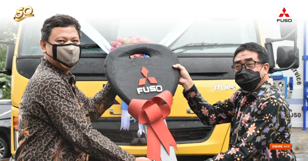 Berikan Dukungan Penuh Kepada Konsumen Setianya, KTB Serahkan Mobile Workshop Service Kepada PT. Batavia Prosperindo