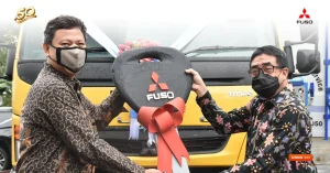 Berikan Dukungan Penuh Kepada Konsumen Setianya, KTB Serahkan Mobile Workshop Service Kepada PT. Batavia Prosperindo
