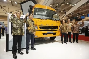 SPK Tembus 2.030 Unit, Mitsubishi Fuso Catat Rekor Penjualan Tertinggi di Pameran GIIAS 2019