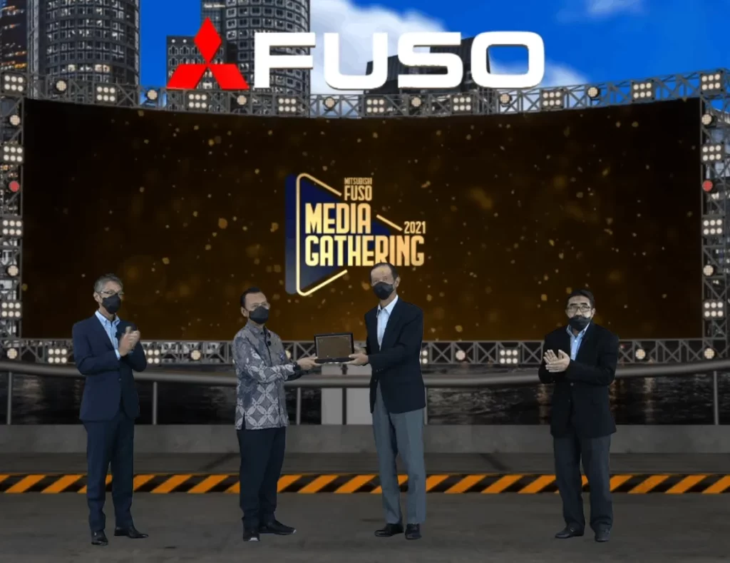 FUSO Targetkan Pangsa Pasar 48.1% di Tahun 2021 Melalui Peningkatan Digitalisasi di Era Baru