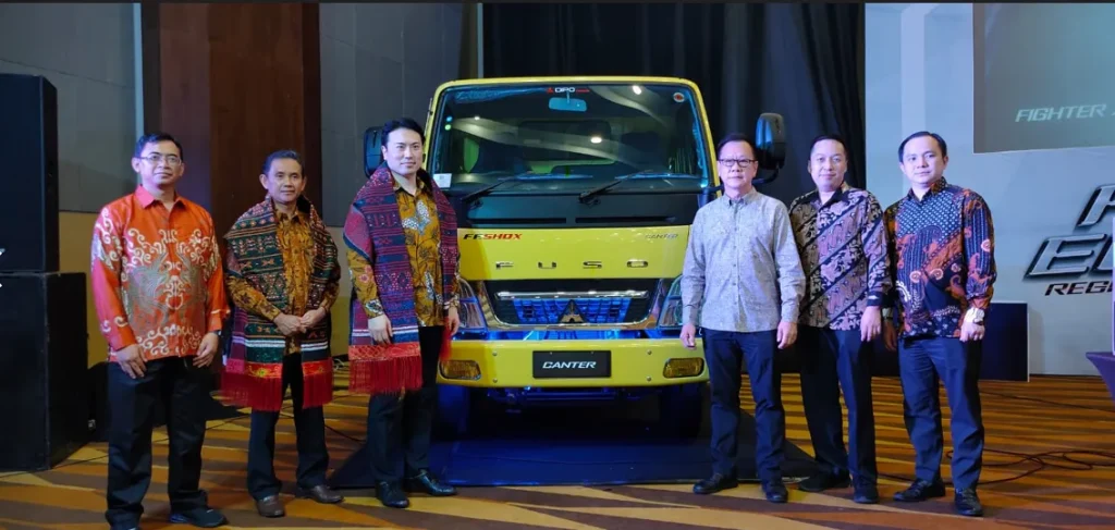 FUSO Berhasil Memasarkan Euro-4 dengan Total SPK Lebih Dari 6000-unit Selama 3 Bulan